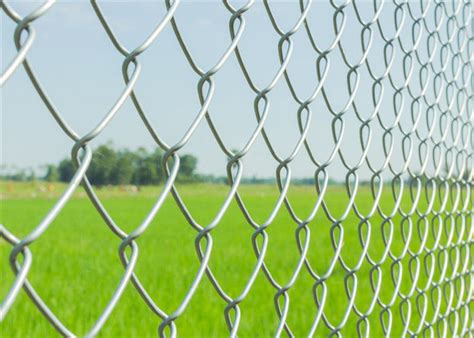 chain link fence manufacturers